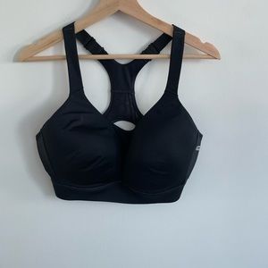 Under Armour - Adjustable Strap Sports Bra